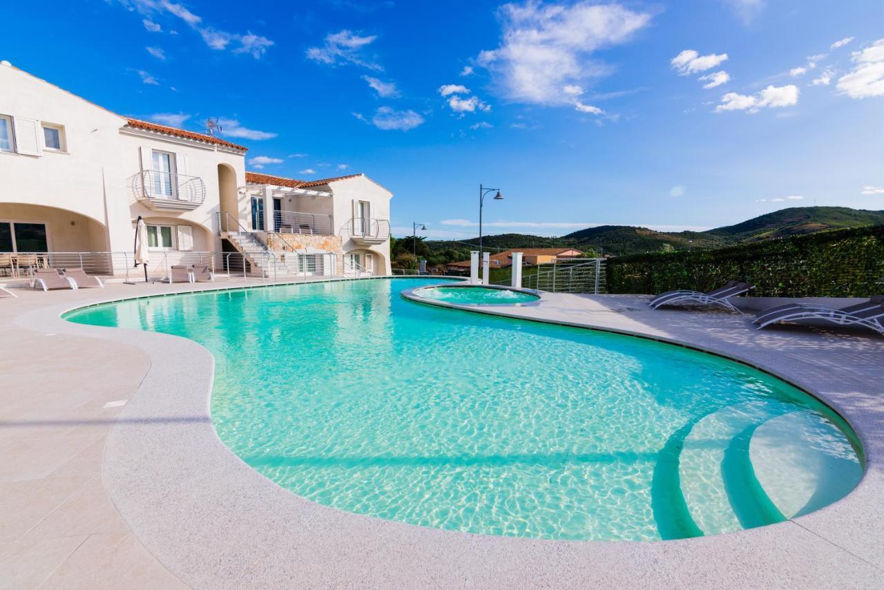 Residence Sardegnasummer Li Mori Budoni Exterior photo